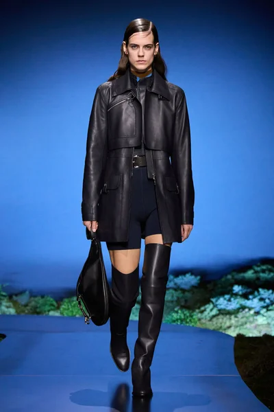 Look 55